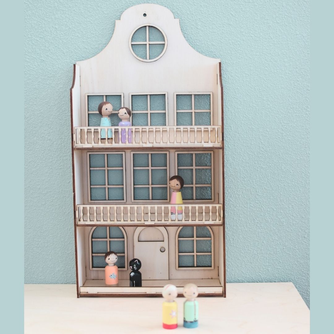 Poppenhuis om op te hangen