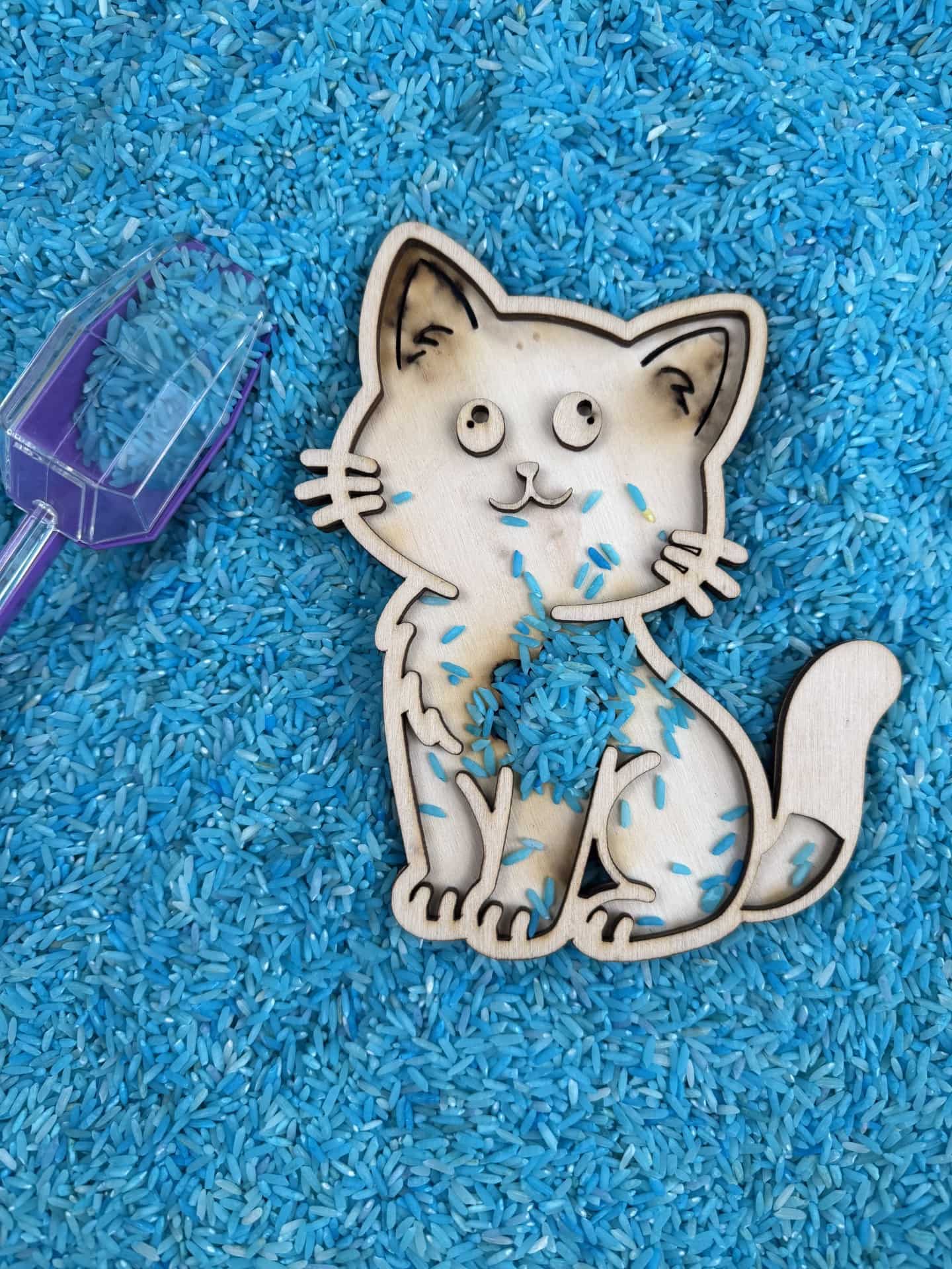 Houten zeef kat voor sensorisch spel