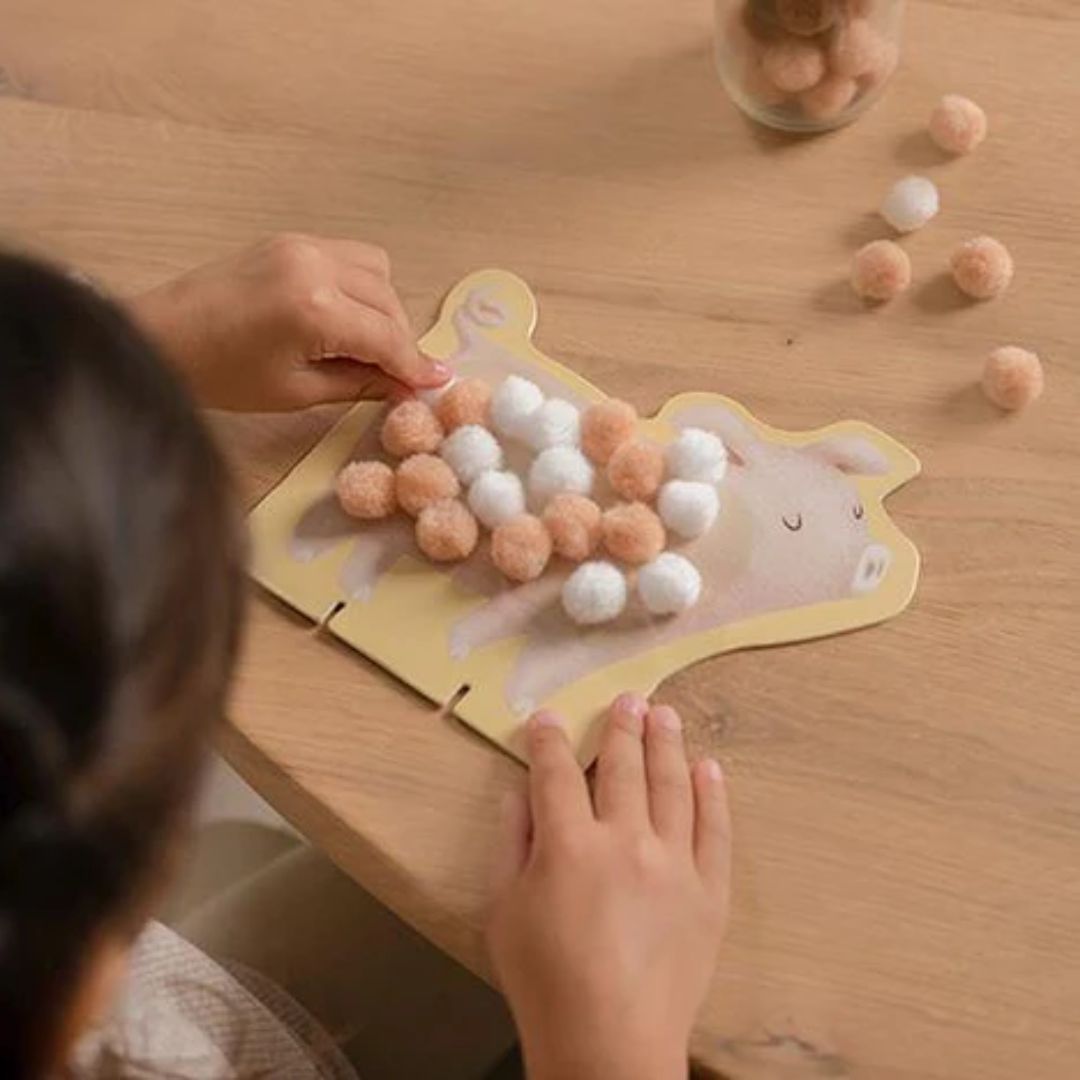 Pompoms Sticking Little Farm – Little Dutch