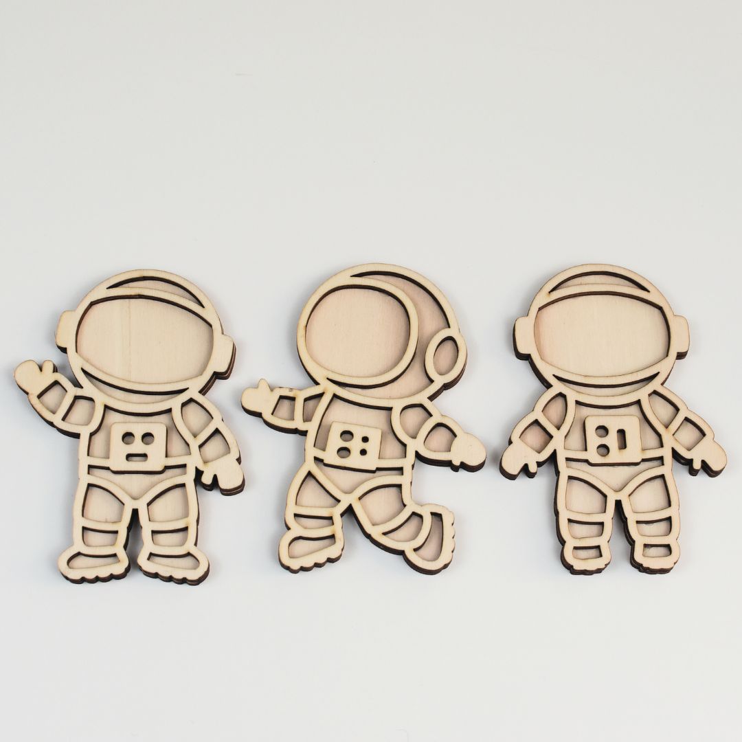 Houten astronauten figuren