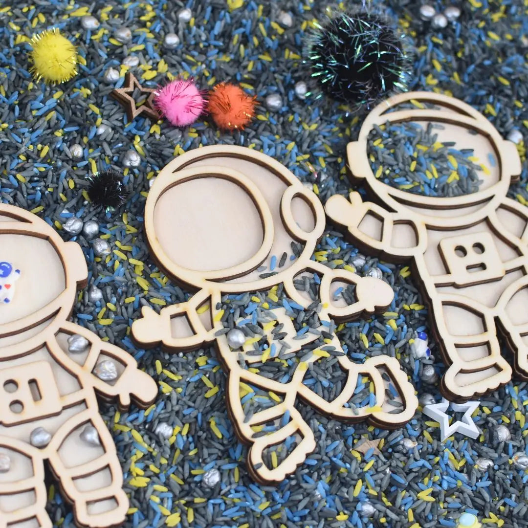 Houten astronauten figuren