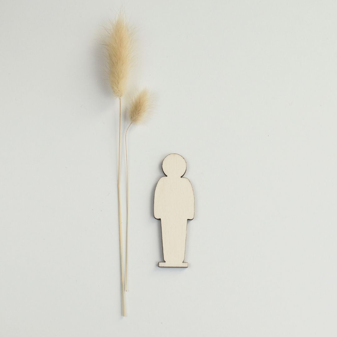 Houten poppetje man – volwassen figuur voor het familiehuisje