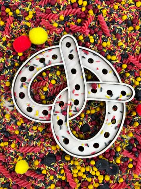 Houten zeef pretzel