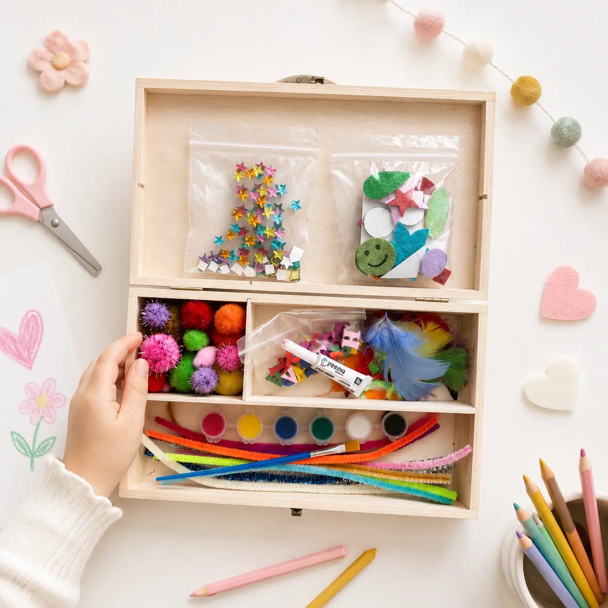 Knutselbox met naam – houten knutselkist vol creatieve materialen