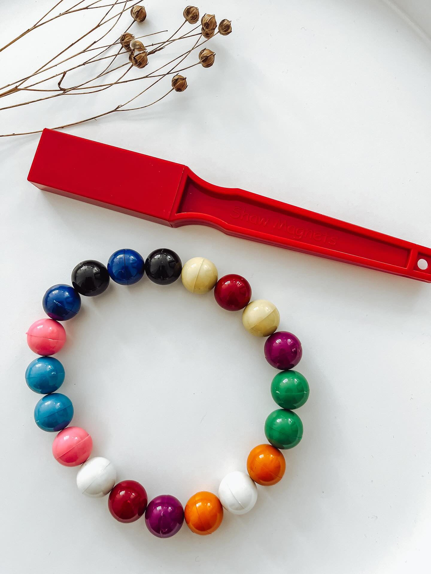 Set van 20 magnetische balletjes voor sensorisch spel met speelrijst