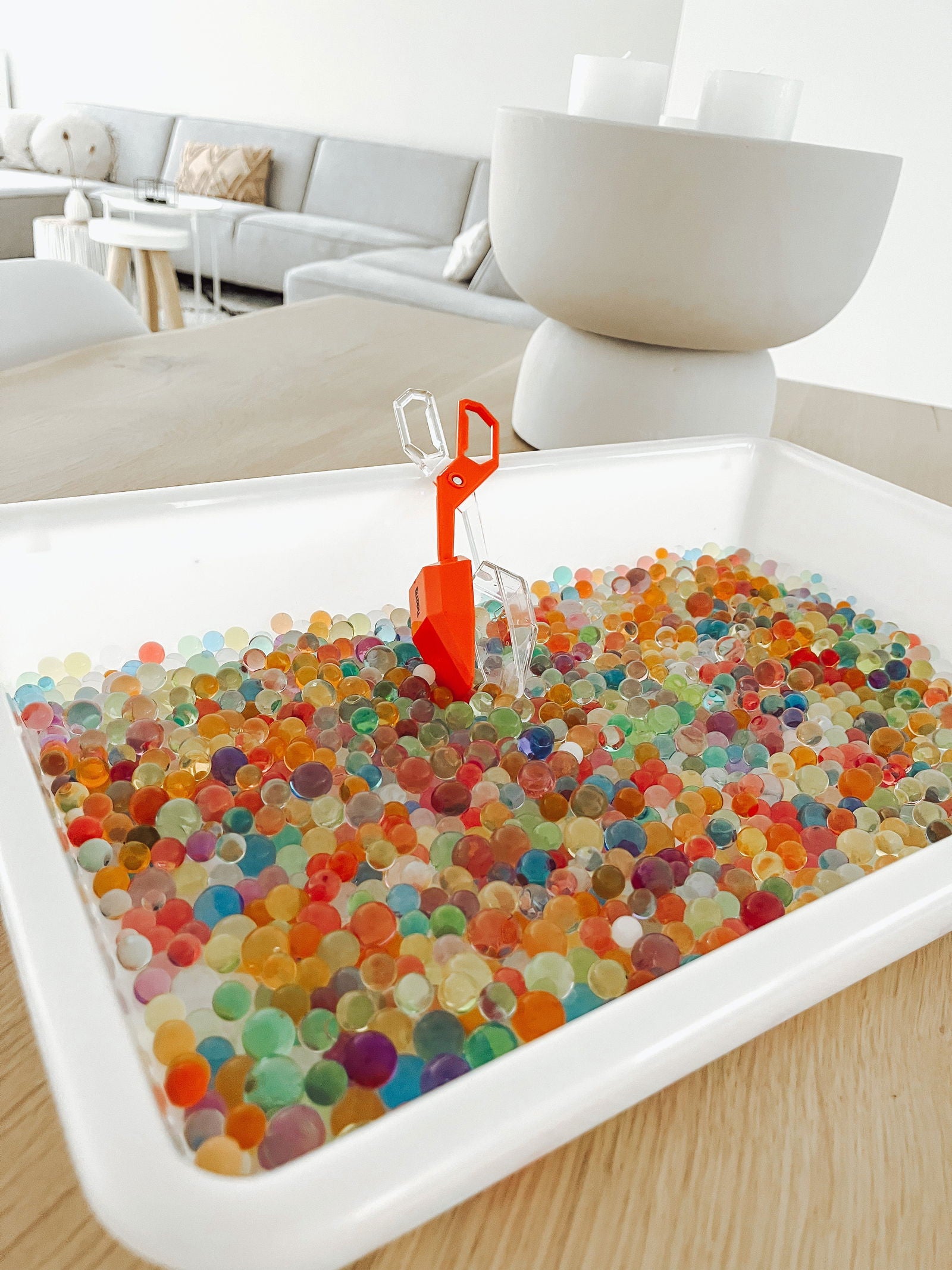 Set Speelbak XL + waterparels + grijper - yourlittlefamily-nl - 