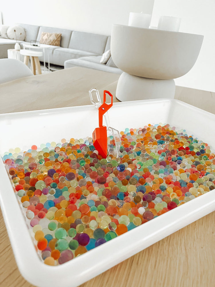 Set Speelbak XL + waterparels + grijper - yourlittlefamily-nl - 