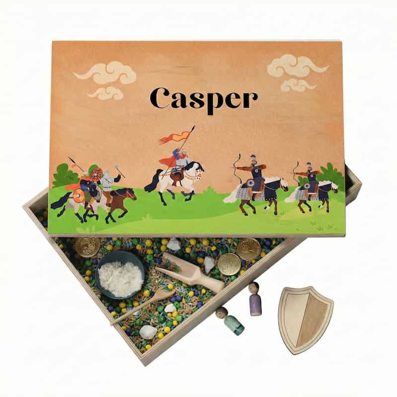 Houten speelbak met deksel ridders (Casper)