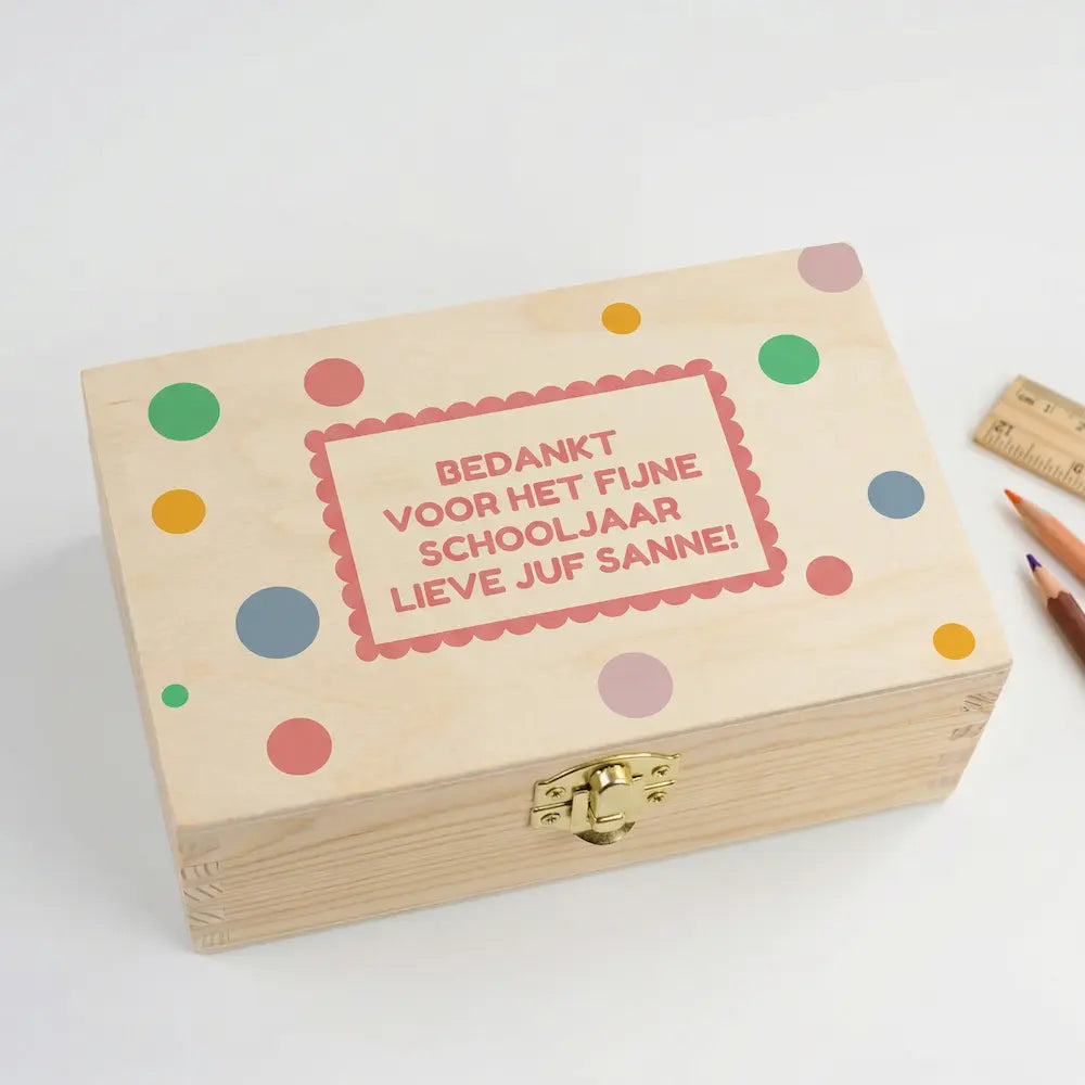 Houten theedoosje met naam – lief bedankje voor juf