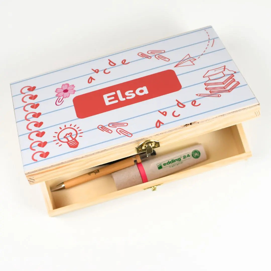 Houten Tekendoos met Naam (gratis) – School Design (ABC & Schrift)