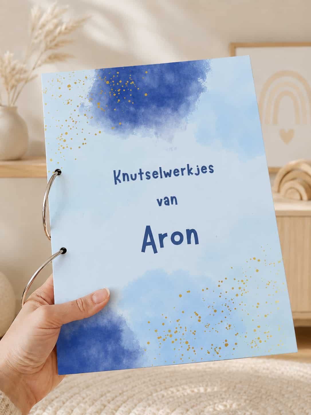 Bewaarbundel knutselwerkjes A4 – Blauw aquarel met naam